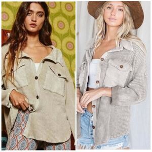 Bucket List Thermal Waffle Henley oversized size medium Tan Boho Streetwear‎